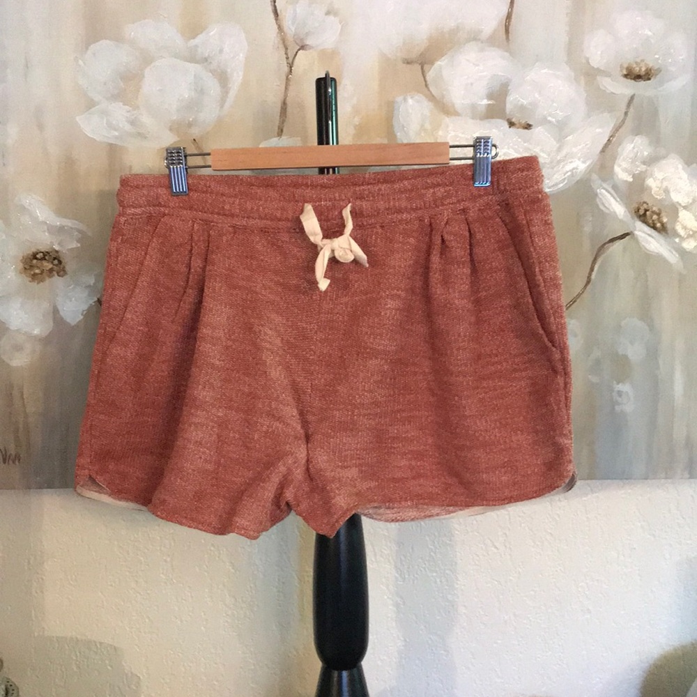 H&M Cool and comfy drawstring shorts!